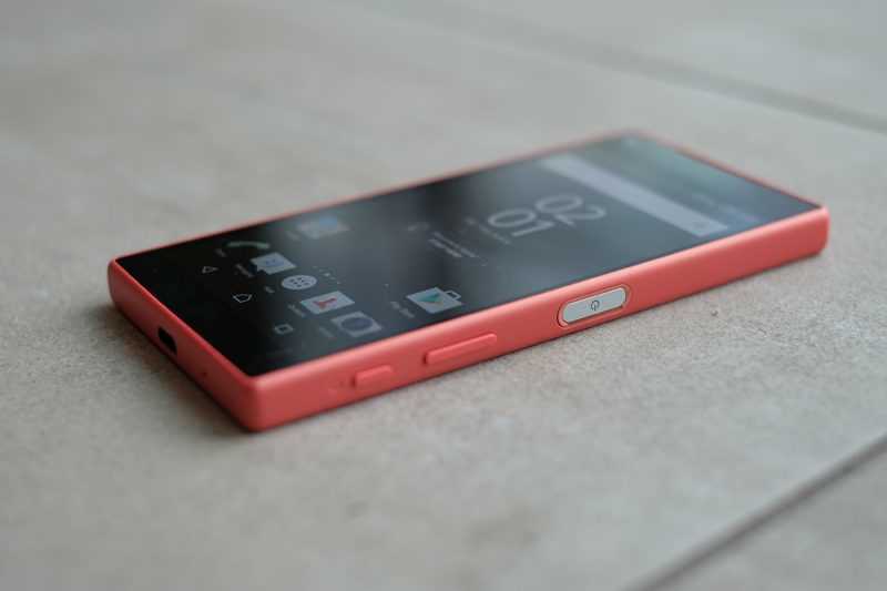 SONY Xperia Z5 Compact E5823 Red