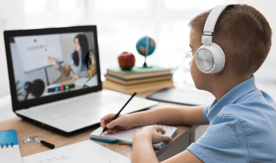 Смартфон в роли учебного помощника: как старшекласснику эффективно учиться онлайн